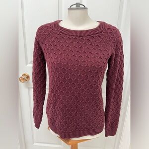 Old Navy ladies sweater size medium